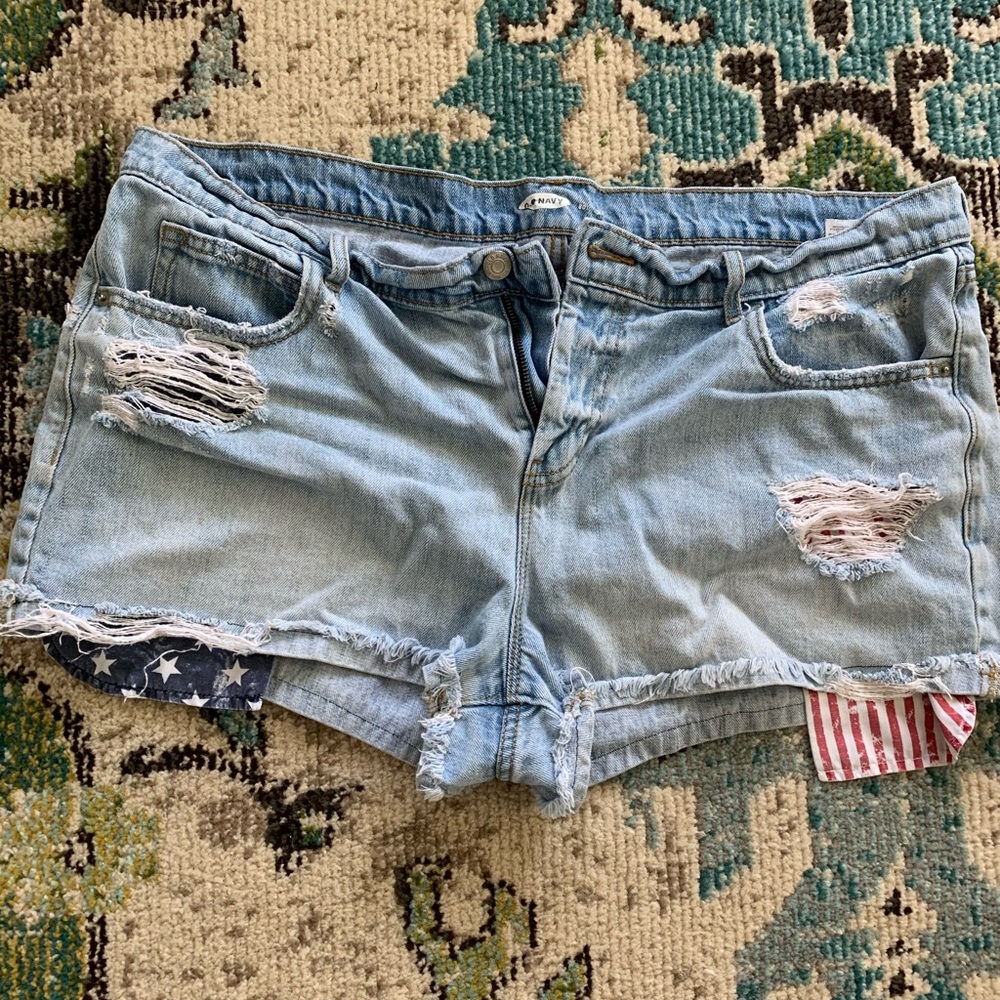 Old navy distressed denim shorts